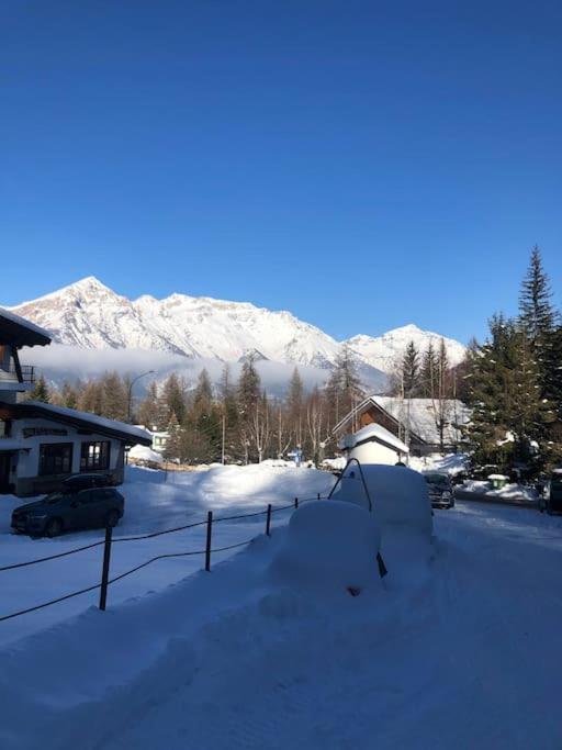Apartament Etra Close To Piste Oulx Kültér fotó